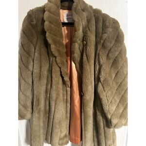 Vintage luxury furcoat